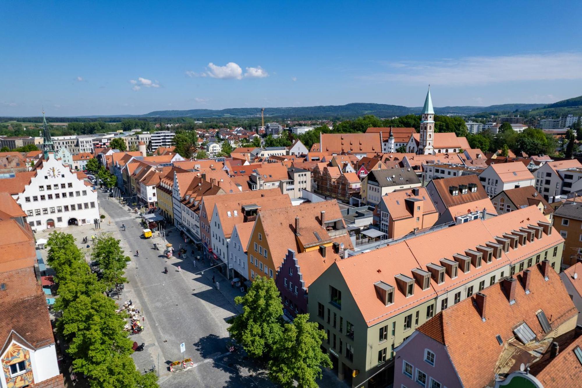 Stadthotel Neumarkt Mitte Neumarkt in der Oberpfalz Exterior foto